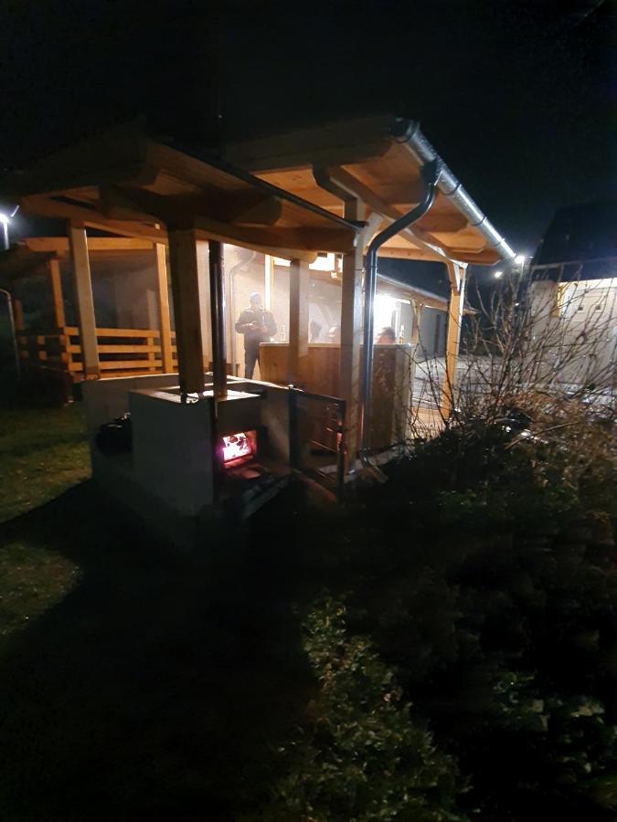 Borkúti Panzió és Apartman Balatonszárszó Exterior foto
